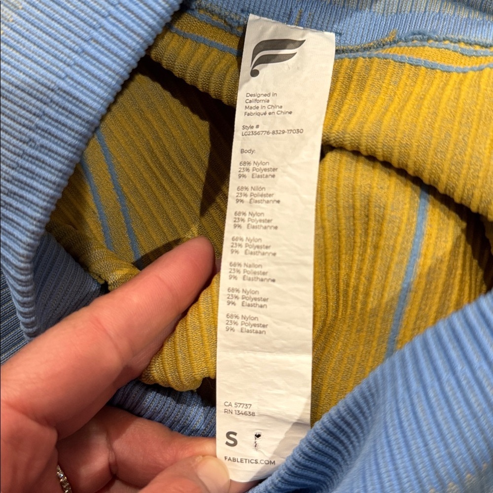 Fabletics Blue & Yellow Seamless Ribbed Workout Set Size S - Picture 9 of 9